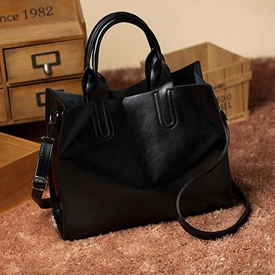 Chic Styled Ladies Handbags