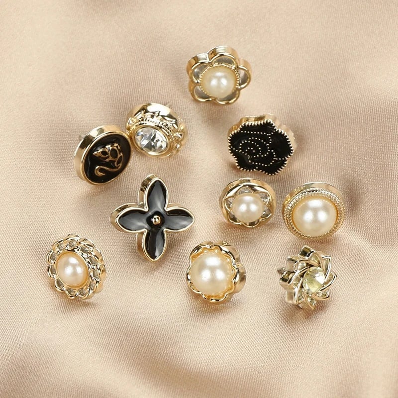 Cute Button Brooches(40 PCS)