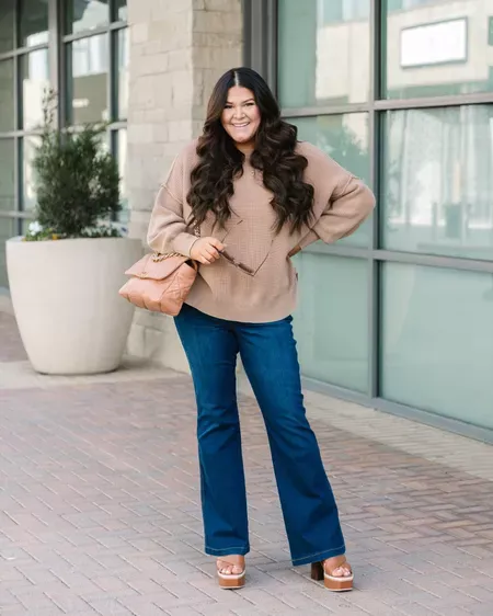 No-Button Loose Flare Jeans