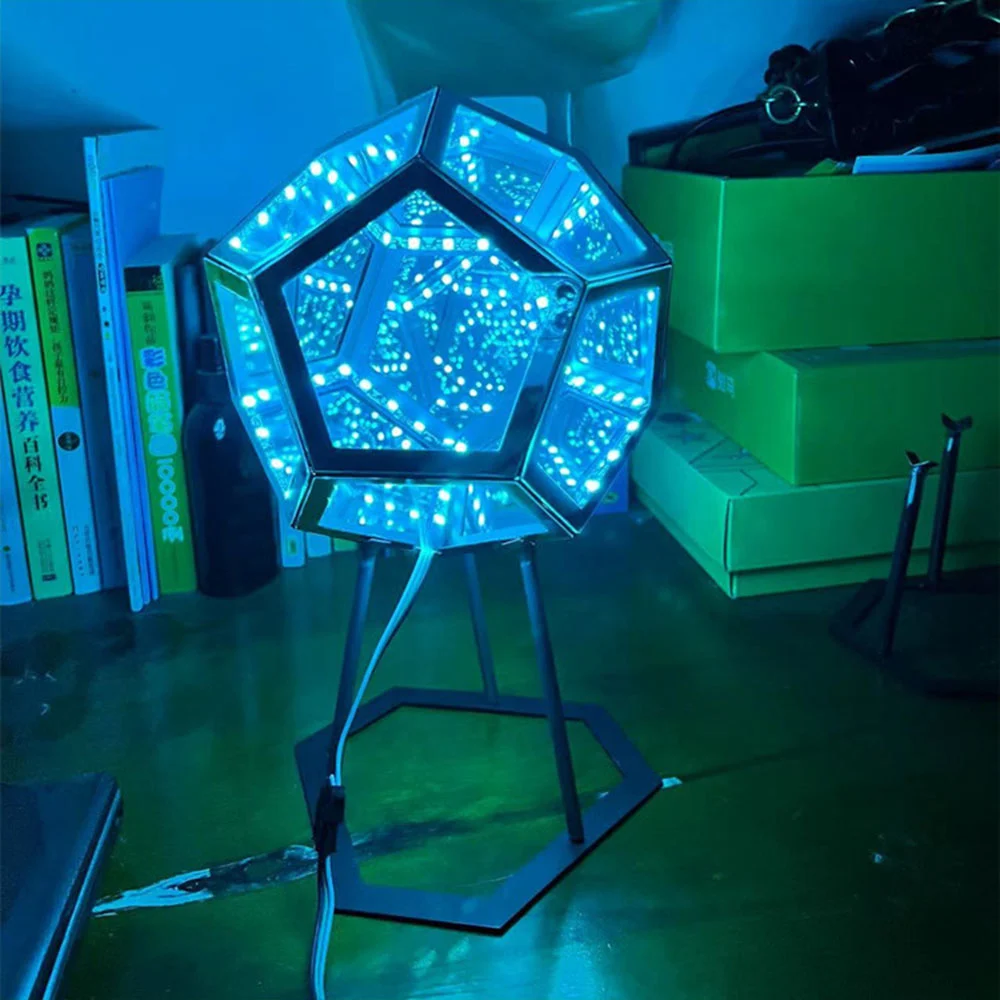 3D Infinity Dodecahedron Table Lamp - A visual feast through dimensions