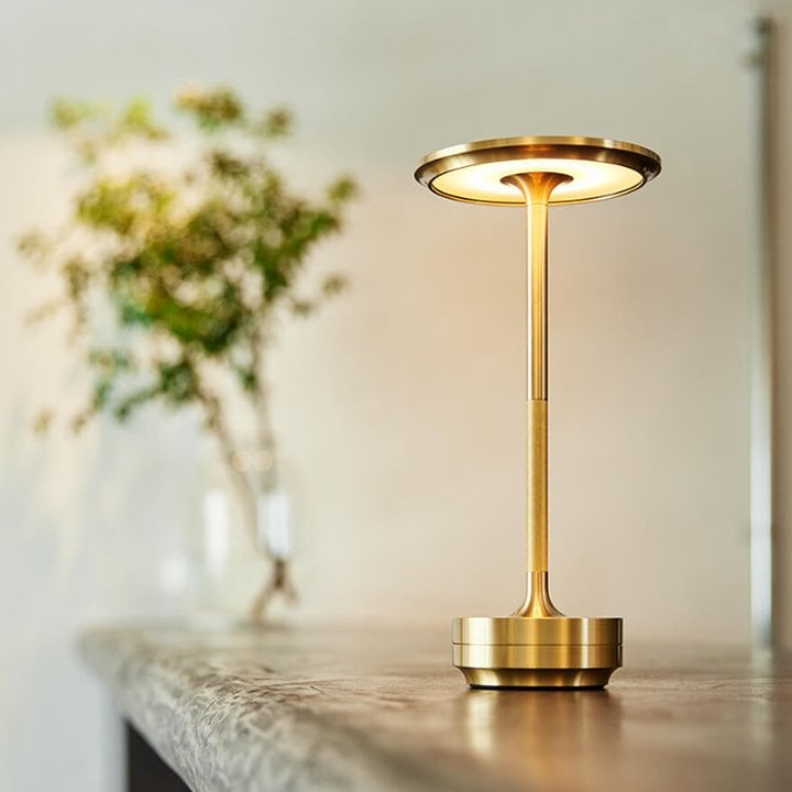 AMBIENT - METALLIC CORDLESS TABLE LAMP