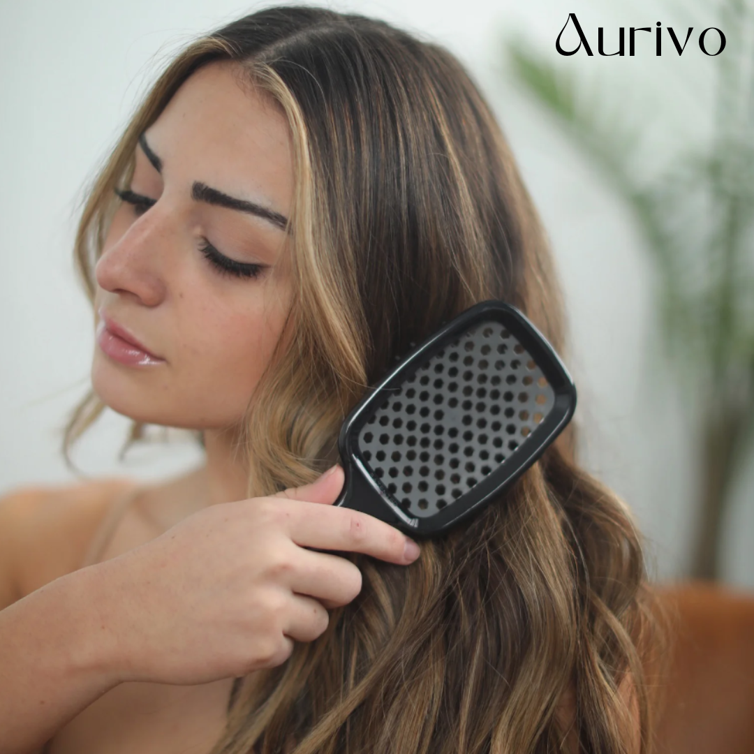 Aurivo Wet/Dry Detangling Brush