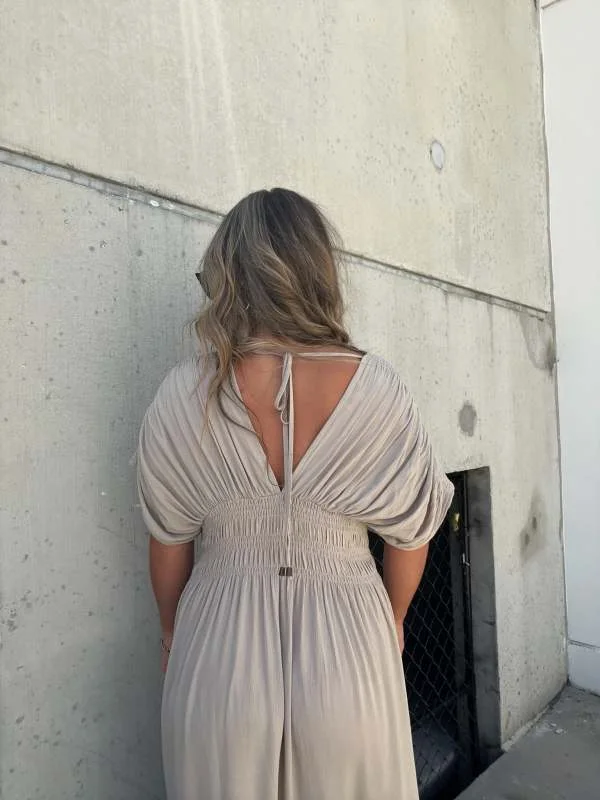 V-NECK EFFORTLESS MAXI LONG DRESS