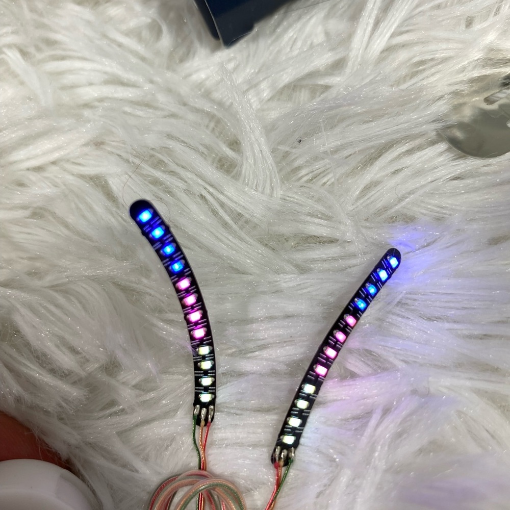 LED FLASHING EYELASHES