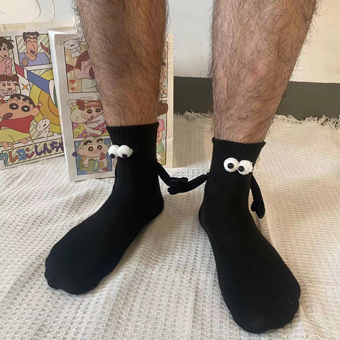 Sockpals Magnetic Hand Holding Socks