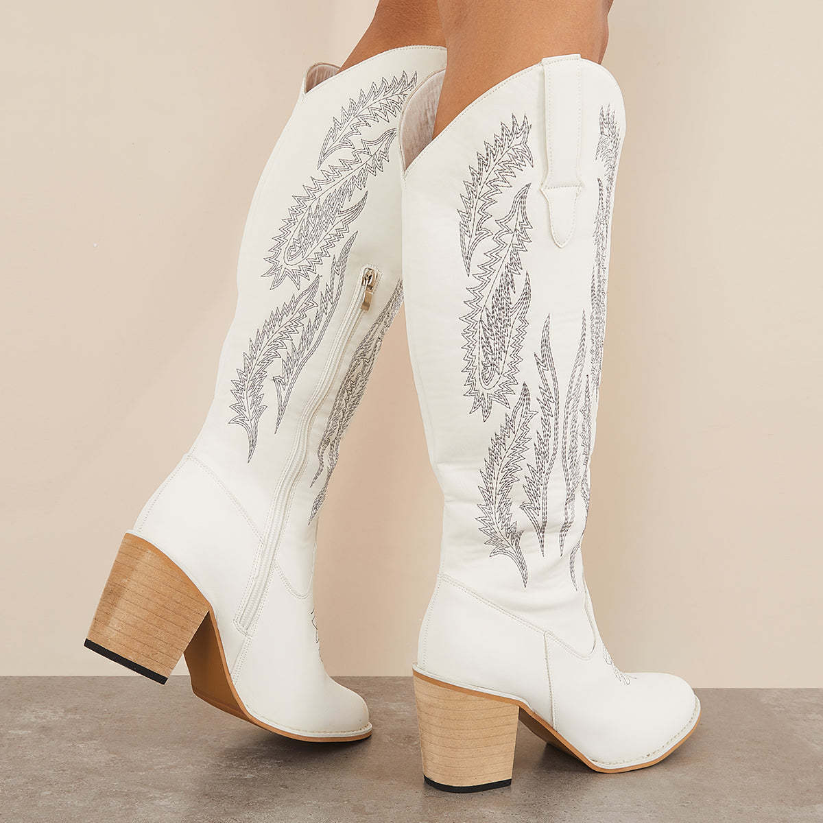 HOT SALE! The Stitch Detail Embroidered Design Side Zipper Boots