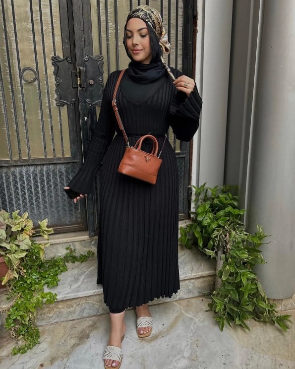 2023 Fall New Sleeved Knit Midi Dress