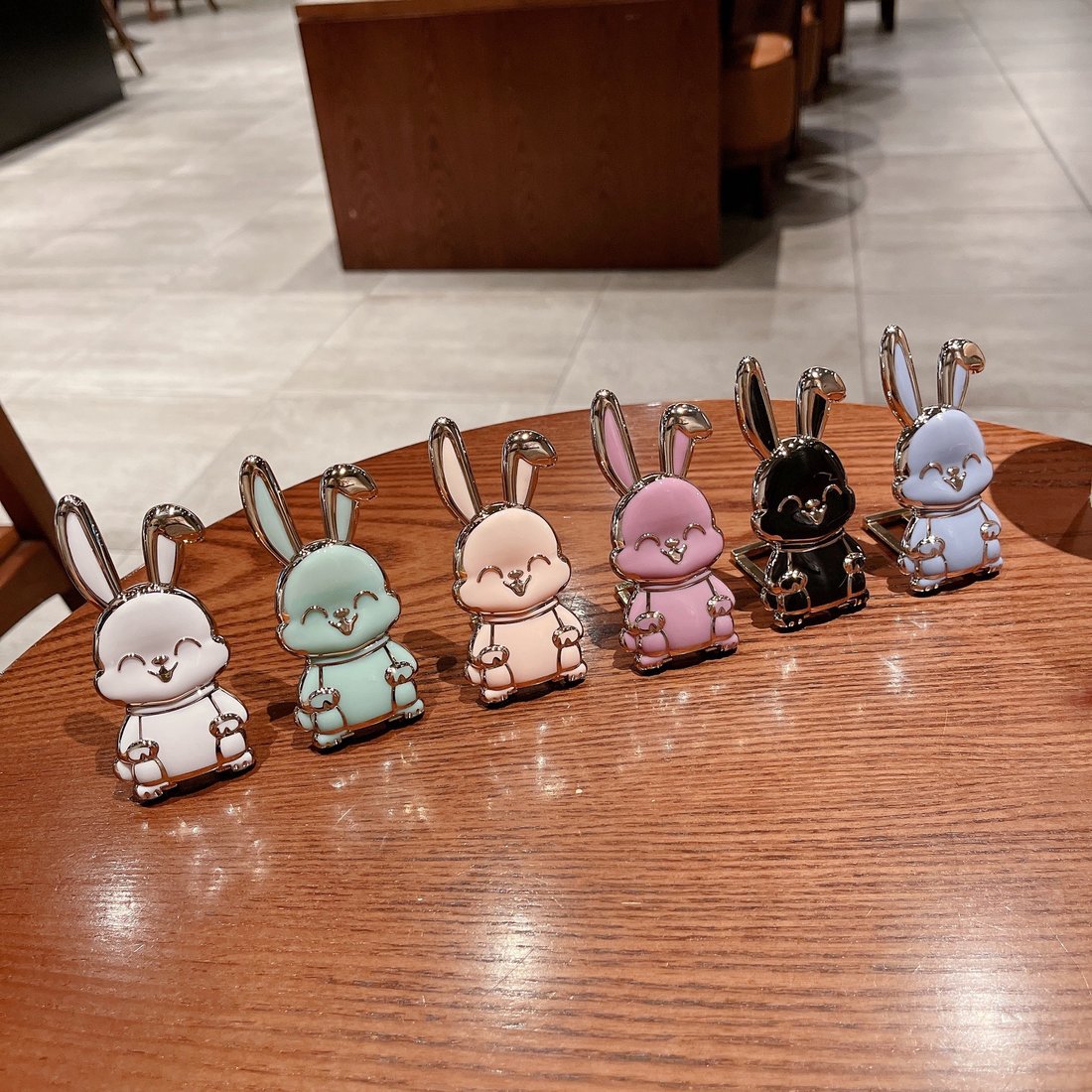 Cartoon Rabbit Mobile Phone Stand